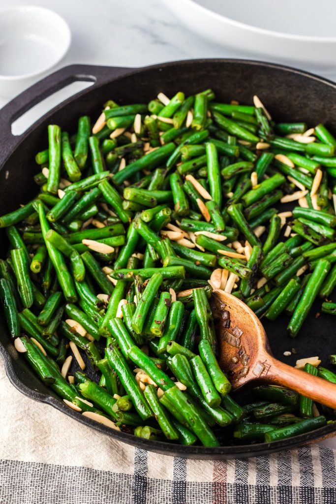 Sauteed Green Beans with Almonds