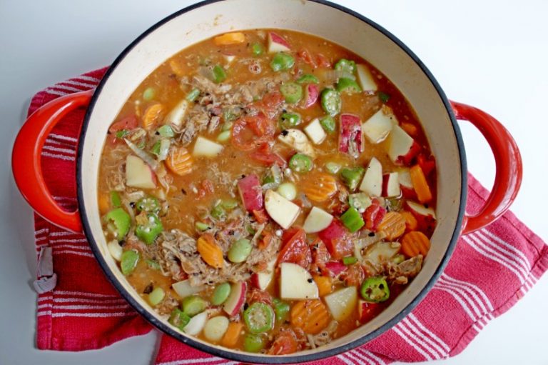 Hearty Vegetable Soup Recipe with Pulled Pork