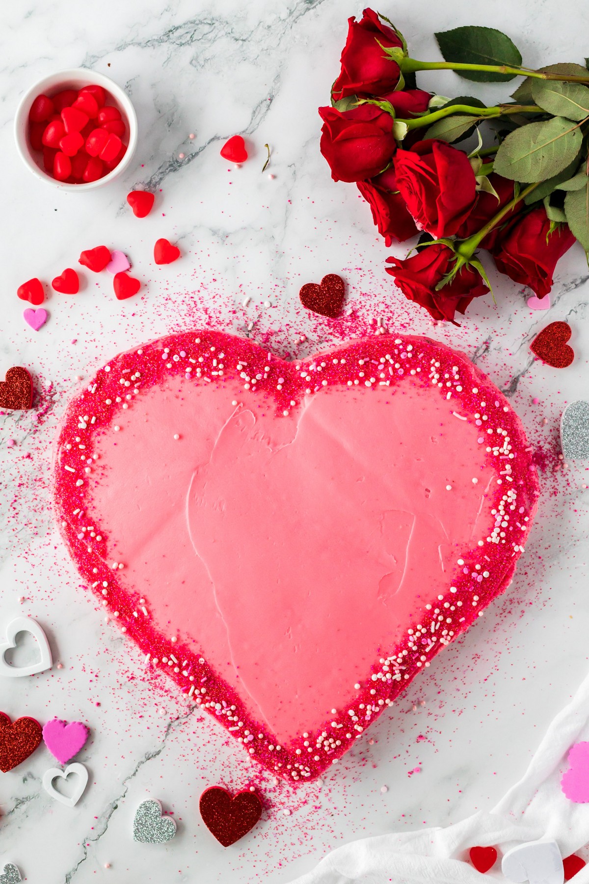 Make a Heart-Shaped Valentine’s Day Cake - Southern Cravings