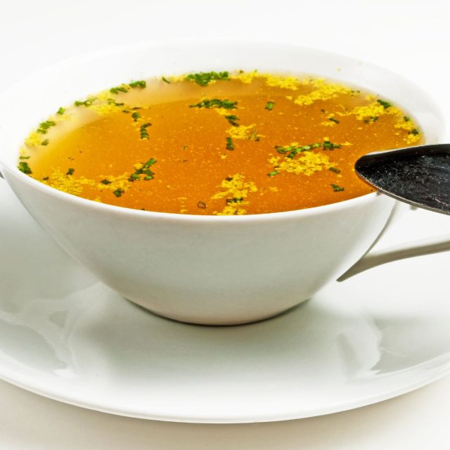 Beef Consommé vs. Beef Broth: What’s the Difference? - Southern Cravings