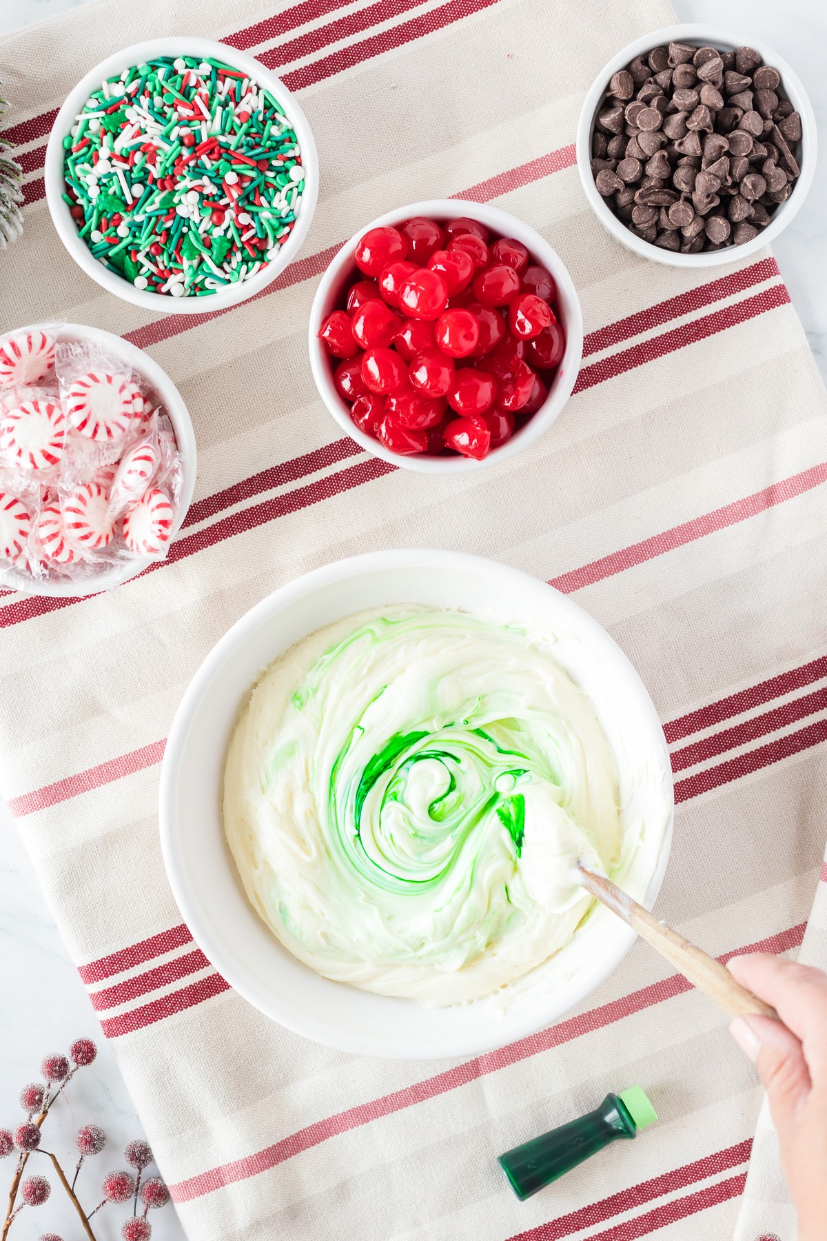 https://www.southerncravings.com/wp-content/uploads/2022/10/Christmas-Tree-Cake-5.jpg