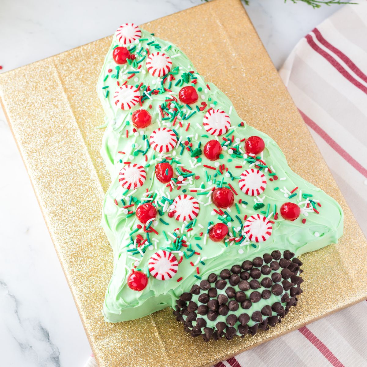 Christmas Tree Snack Cakes | Southern FATTY