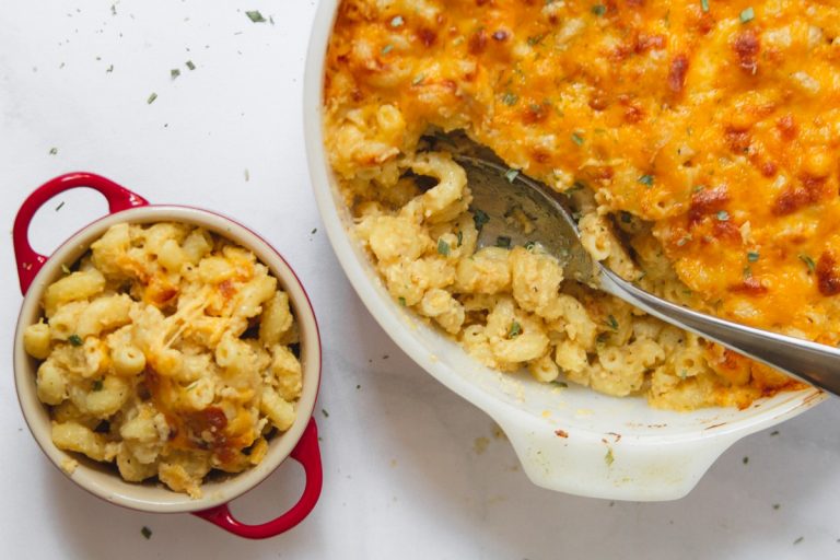 Best Oven-Baked Mac and Cheese Recipe